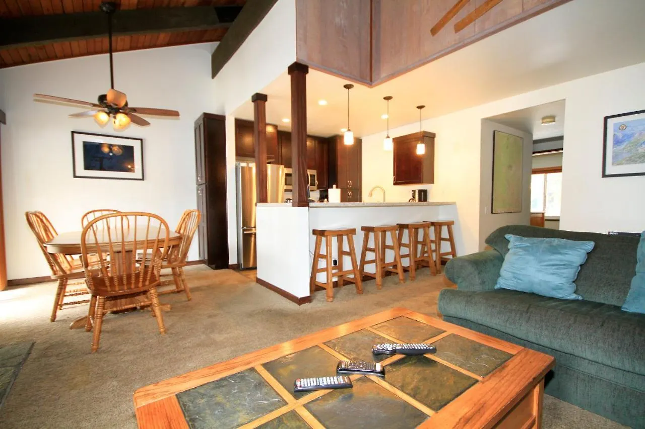 Discovery 4 #152, Loft, Pet Ok Mammoth Lakes